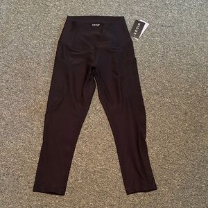 Black women leggings  mid calf